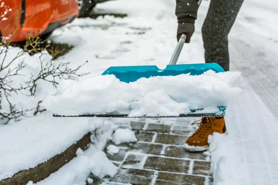 How Snow Plowing Service Reduces Liability During Winter Storms Lyme, CT