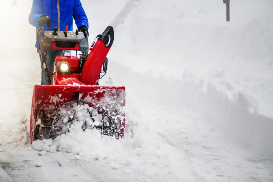 How Snow Plowing Service Reduces Liability During Winter Storms in Lyme, CT